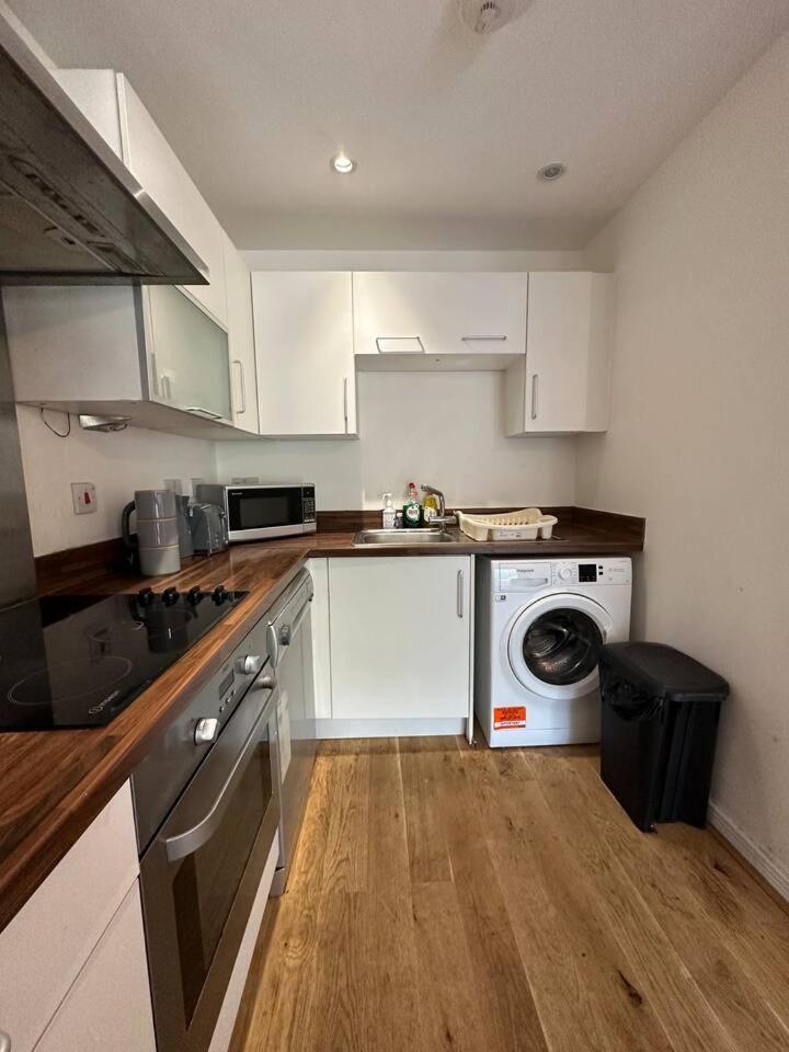 New Build 2 Bedroom With 2 Bath In London Londres Exterior foto
