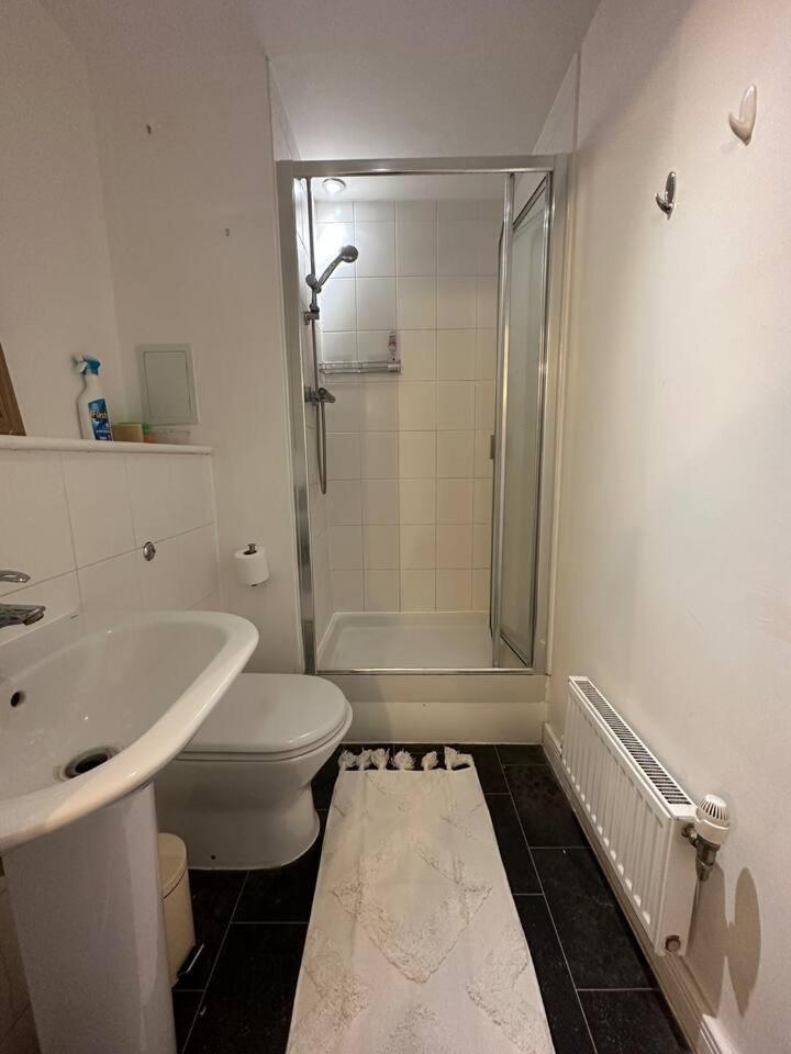 New Build 2 Bedroom With 2 Bath In London Londres Exterior foto